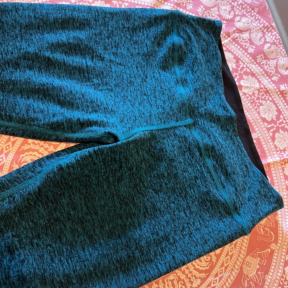 COPY - Beyond Yoga leggings